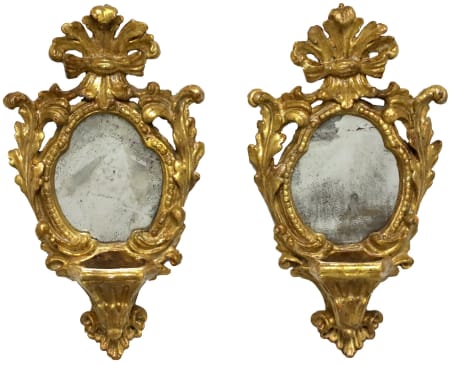 Scuola Lombarda — Coppia di acquasantiere